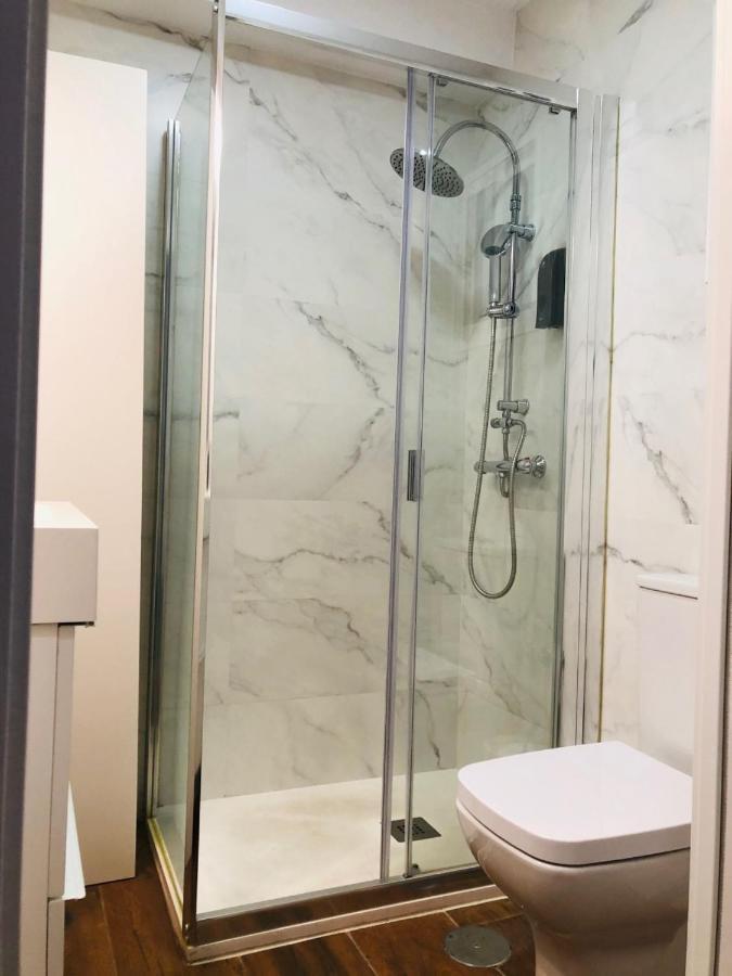 Petit Apartment Los Remedios Sevilla Eksteriør bilde