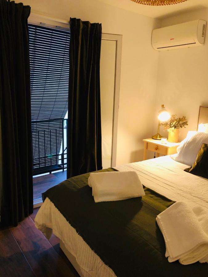Petit Apartment Los Remedios Sevilla Eksteriør bilde