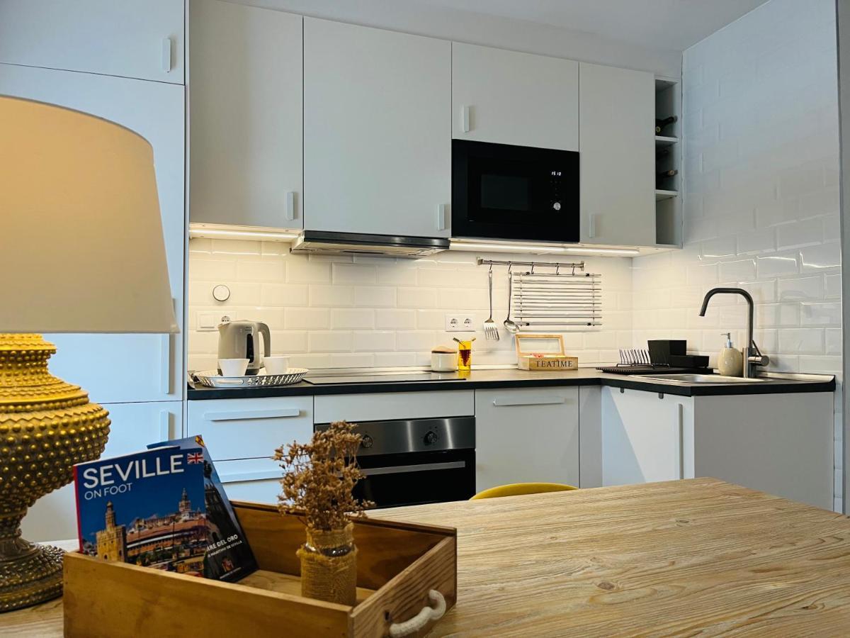Petit Apartment Los Remedios Sevilla Eksteriør bilde